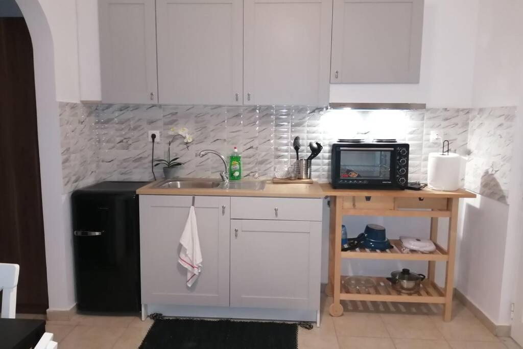 Cozy Apartment Іялісос Екстер'єр фото